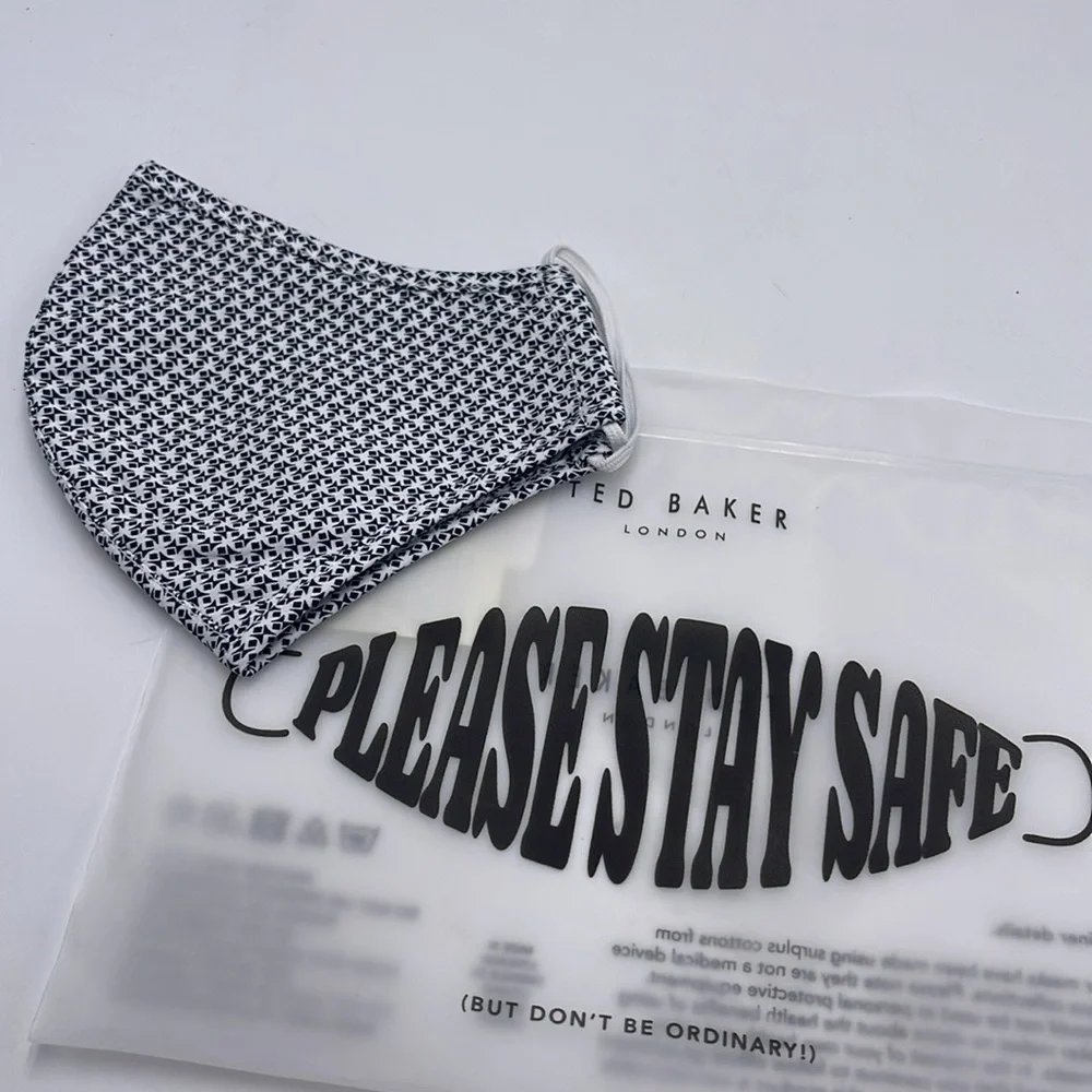 Stylish Black and White Face Mask TED BAKER LONDON Reversible Reusable NWT